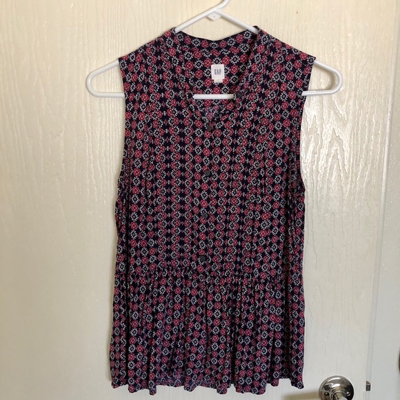 GAP Tops - NWOT gap blouse